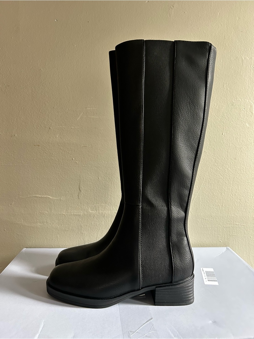 Aerosoles Women's DARLO Knee High Boot, Square Toe Block Heel, 7M A1926 - Picture 3 of 8